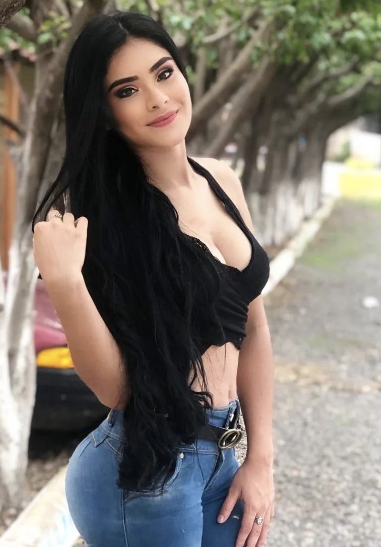 Mia photo